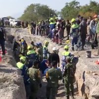 Derrumbe en NL mata a un empleado de Pemex; tres más están desaparecidos