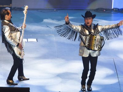Sheinbaum da la bienvenida a Los Tigres del Norte