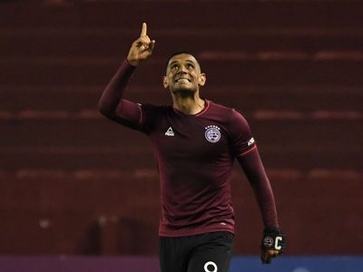 Copa Sudamericana: Lanús, Defensa y Vélez van por un lugar en los octavos de final