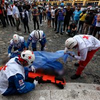 Linchan en Colombia a agente de la Fiscalía que mató a dos manifestantes
