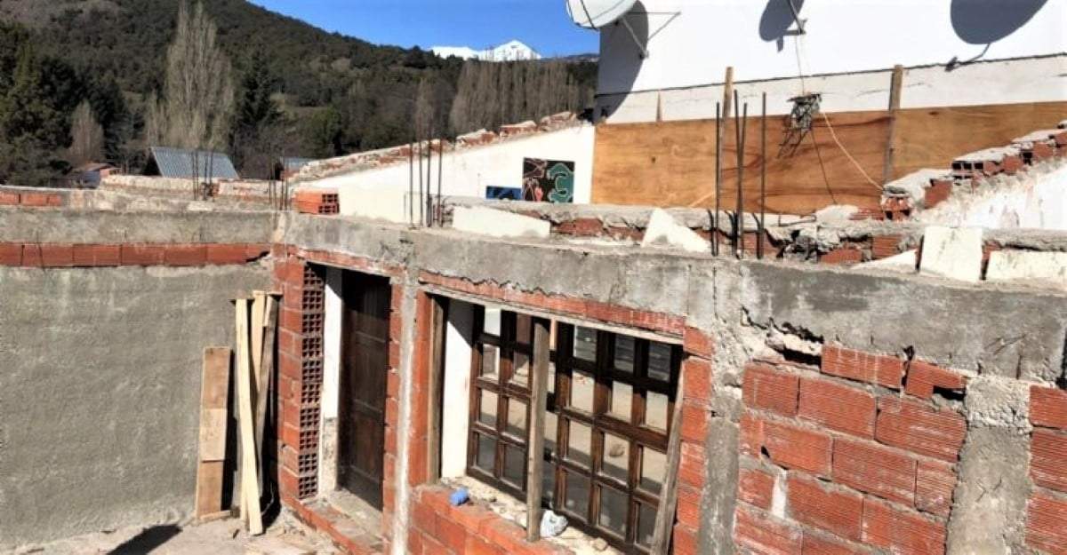 Obra de ampliación de la escuela Payla Menuko. Fuente: (Facebook).