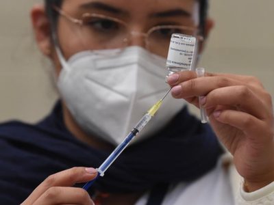 Las personas contagiadas de covid-19 deben esperar cuatro semanas para recibir dosis de refuerzo