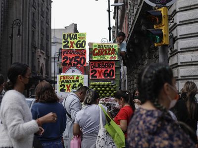 Más de la mitad de los mexicanos con empleo, en la informalidad o en la precariedad