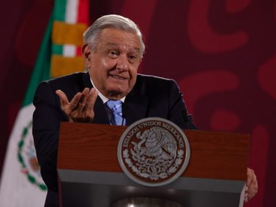 AMLO asegura que España ha dado "continuidad" al franquismo "sin Franco"