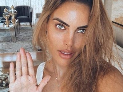 Está desesperada: mirá qué hace Sara Corrales para evitar que la sigan criticando. ¿Ya entendió?