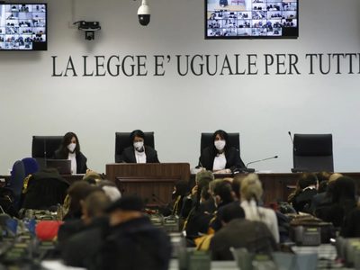 La temible mafia calabresa al banquillo: Italia comenzó su mayor juicio en más de 30 años