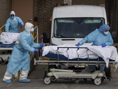 El coronavirus se cobró la vida de un argentino cada dos horas en el último día