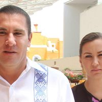 Mediante su esposa, Rafael Moreno Valle busca "reelegirse" en Puebla