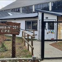 Fuerte reclamo al Defensor del Pueblo avanzar con escuelas 361 y EPET 28 en Villa La Angostura