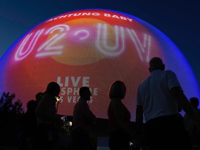 U2 inaugura el foro Sphere en Las Vegas con visuales impresionantes (Video)