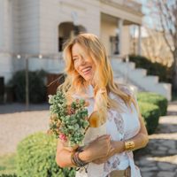 Nicole Neumann tiene los vestidos playeros más cancheros y fáciles de combinar: mirá cuánto cuestan