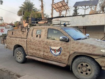 Fuerzas afganas atacan Pakistán en represalia por bombardeos con docenas de muertos