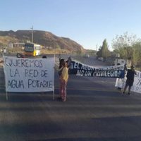 Vecinos de Bardas Rojas reclamarán en el Deliberante: exigen agua potable para el barrio olvidado de Neuquén