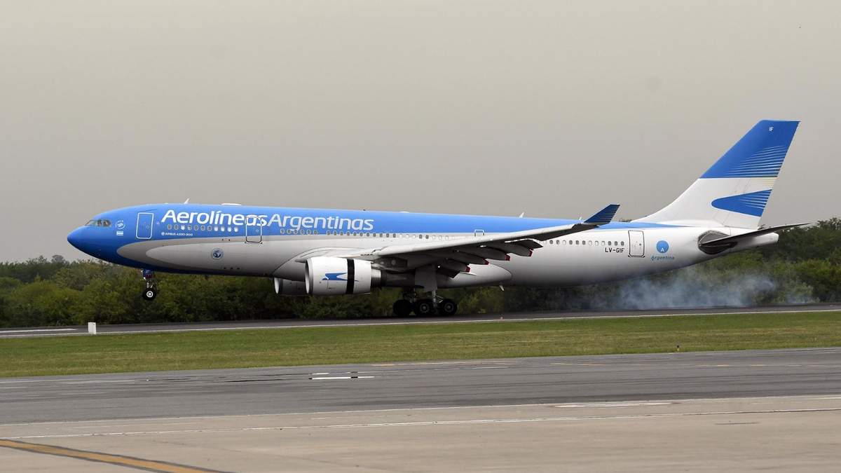 Con Aerolíneas Friday se facilita la compra de pasajes aéreos. Fuente: (X)
