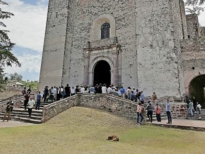 Programa sismo: Entrega el INAH un templo en riesgo