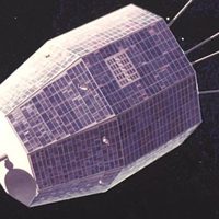 Satélite de la NASA “muerto” desde 1967 sorprende al enviar una misteriosa señal de radio