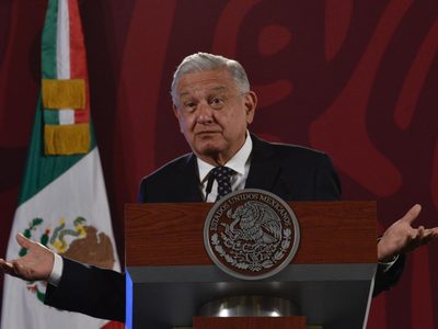 AMLO dice que reprochó a Mayorkas apoyo en dos días para Ucrania y que para CA no se ha aprobado