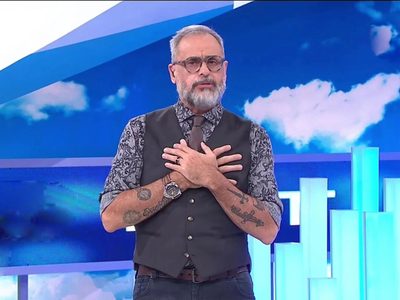 “Una piña en medio de la cara”: Jorge Rial consternado por el fallecimiento de Mauro Viale