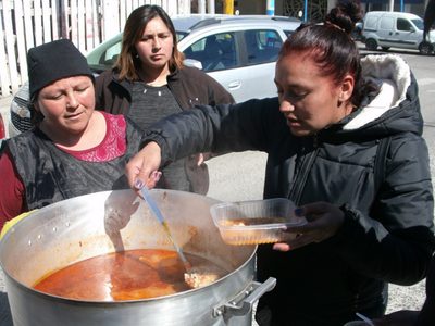 ¡Hambre en Argentina! Organizarán “mil ollas populares” para reclamar por más alimentos