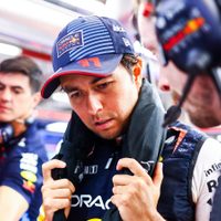 Red Bull ya le advirtió: el piloto que amenaza el asiento de Checo Pérez
