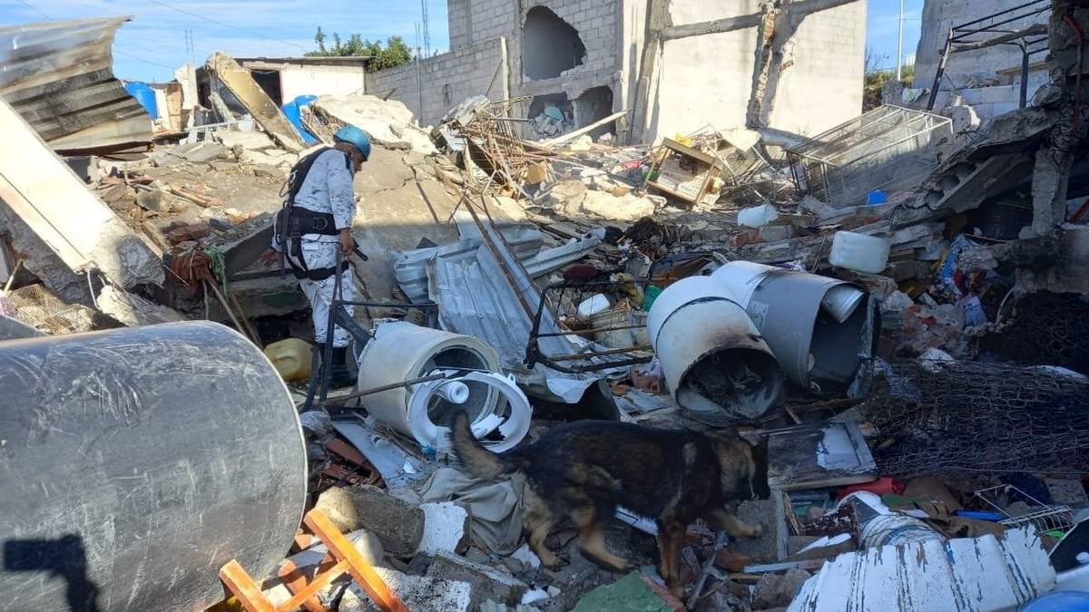 Maniobras de rescate en San Pablo Xochimehuacán