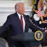 Renunciaron los principales directivos de la BBC tras polémica con Trump