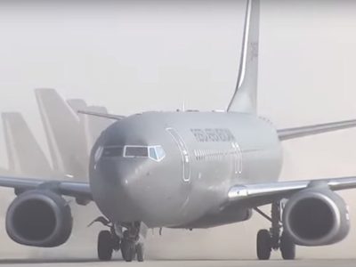 AMLO vuela al aeropuerto de Santa Lucía para inaugurar pista de aterrizaje y despegue