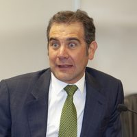 Legisladores de Morena vs Córdova: si tiene alguna preferencia partidista, renuncie al INE