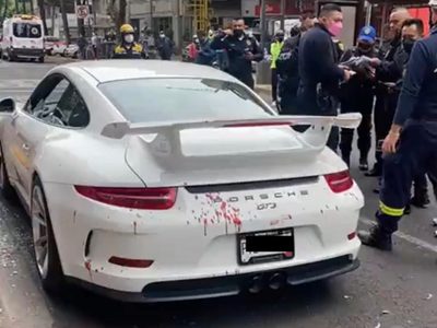 Balean a ocupantes de un Porsche en intento de asalto en la colonia Escandón