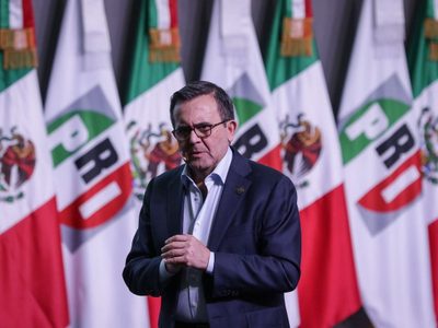 "A mí ese destapador no me hace corcholata", dice Ildefonso Guajardo sobre AMLO