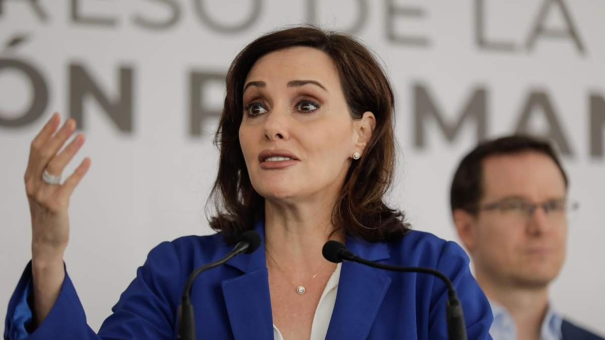 La senadora Lilly Téllez durante la sesión de la Comisión Permanente, este martes 27 de mayo de 2025