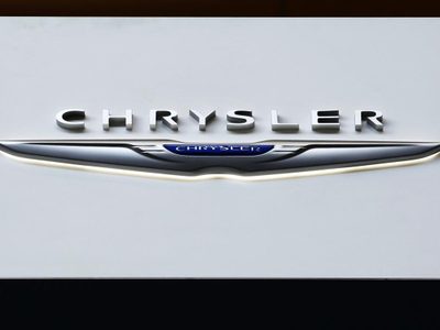 Chrysler retira del mercado más de 211 mil SUVs y camionetas debido a esta falla