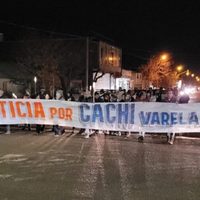 Movilizaron en Centenario para exigir justicia por el brutal asesinato de Cachi Varela