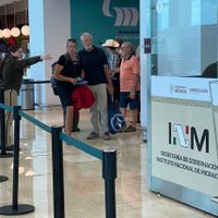 Lanzan campaña para exhibir abusos contra extranjeros en aeropuertos de México