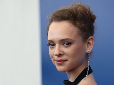 El duro pasado Shira Haas, la nueva superestrella de Netflix