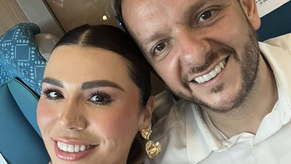 La gobernadora de Baja California, Marina del Pilar, y su esposo, Carlos Torres Torres