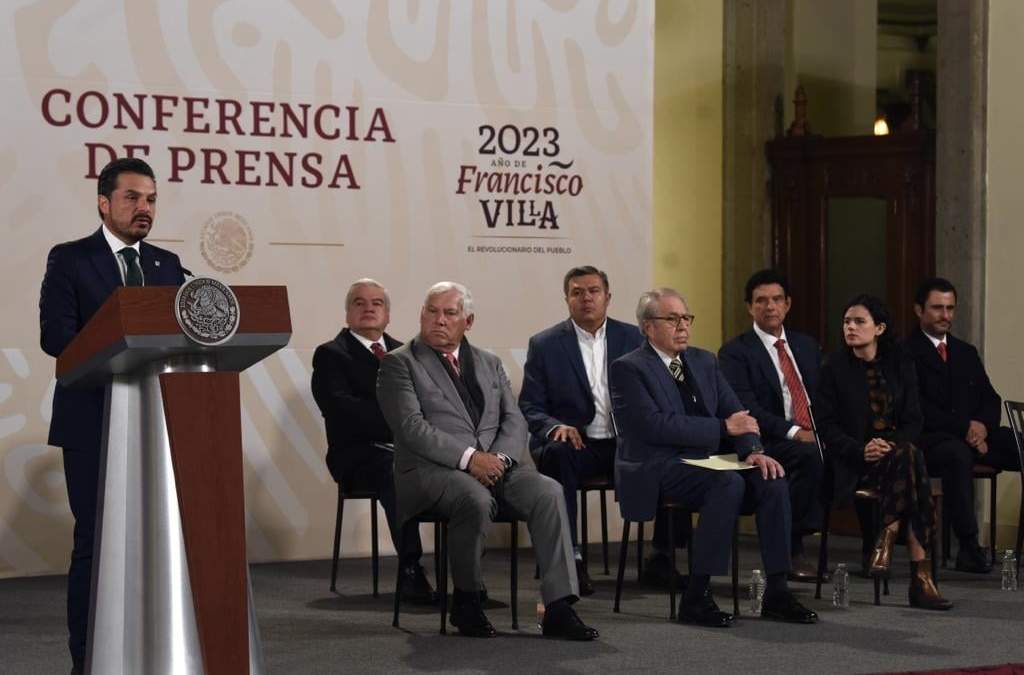 Zoé Robledo, el director del IMSS