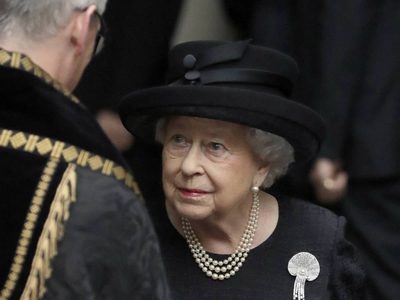 Luto en la realeza británica: perdió la vida y es una persona muy cercana a la reina Isabel II