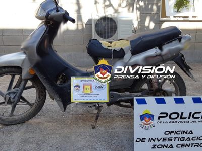 Tres hombres detenidos por amenazar a una mujer con un arma