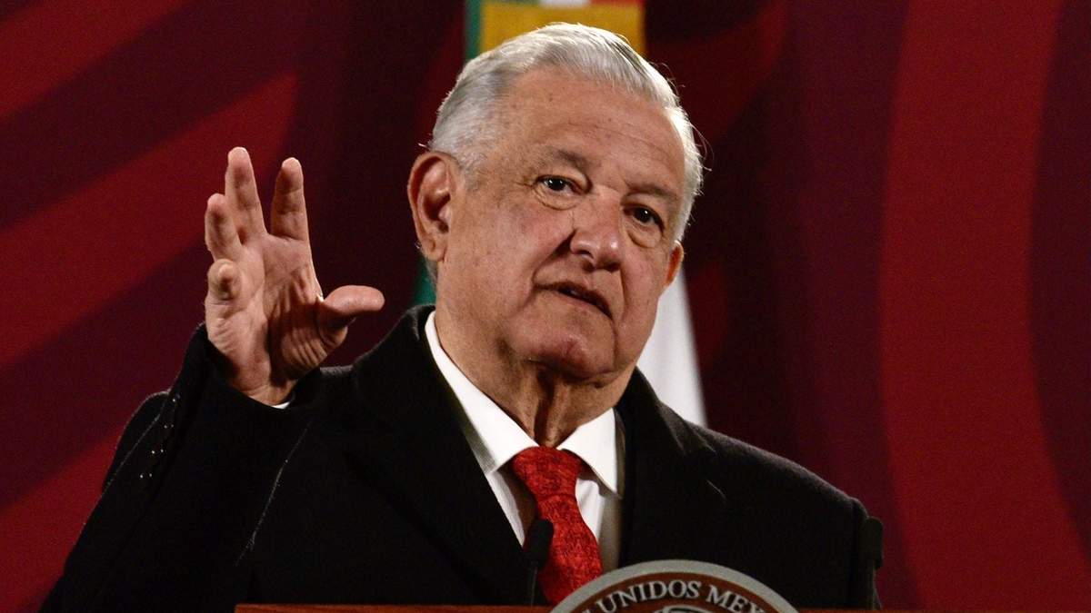 AMLO llamó al diálogo a los normalistas de Ayotzinapa
