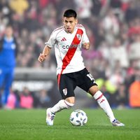 Quieren retenerlo: el plan de River para extender el préstamo de Echeverri