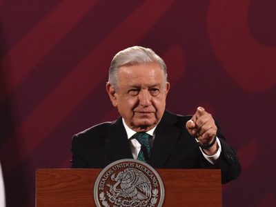 AMLO critica política injerencista de EU por mandar soldados a Perú