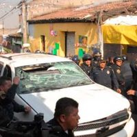 Intento de linchamiento en Cuajimalpa termina en gresca entre pobladores y policías (Video)