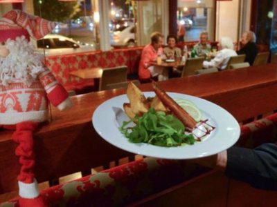 Una Navidad diferente: pocos restaurantes abrirán sus puertas en Neuquén