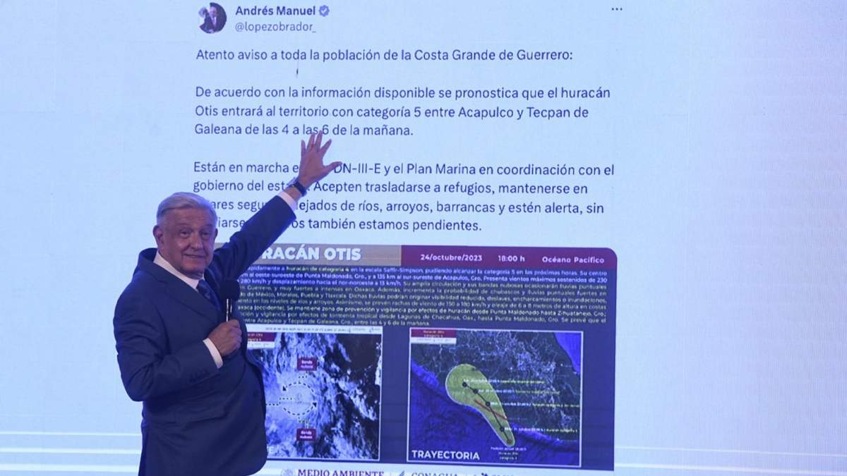 El presidente Andrés Manuel López Obrador aseguró que avisaron sobre el riesgo por el huracán Otis