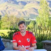 River: Matías Viña fue presentado como el tercer refuerzo