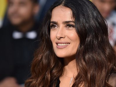 ¡¿Qué?! Salma Hayek ofrece contenido exclusivo por 12 dólares. ¡Ya enloqueció!