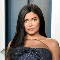 ¿Es real? Kylie Jenner hace "ésto" para crear una foto ¡alucinante!