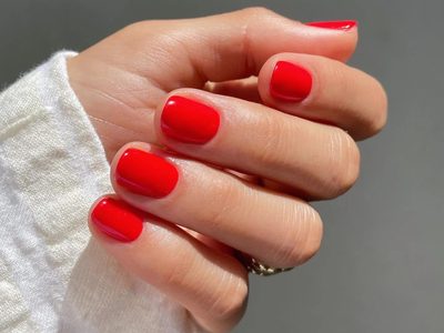 Uñas rojas power: 4 diseños de manicura que te hacen ver elegante y con actitud al instante