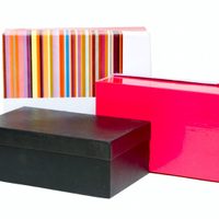 Si tenés tapas de cajas de zapatos viejas, no las tires: mirá cómo crear esta fabulosa bandeja para decorar